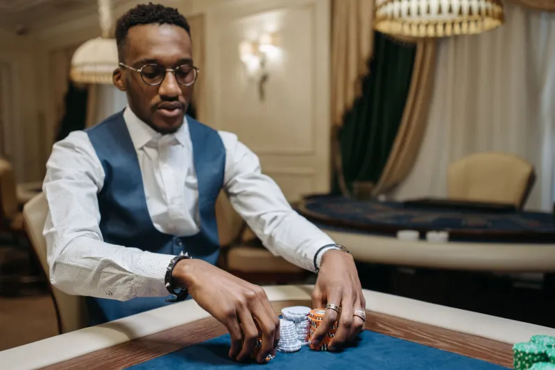 Hot Hands, Cold Logic: Why Winning Streaks Are the Sneakiest Trap in Gambling