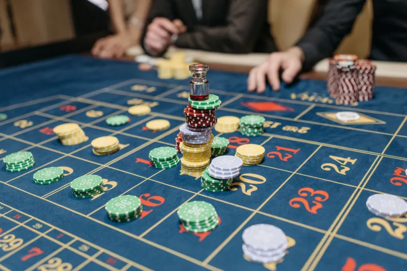 Teaser Traps and Prop Pitfalls: The Real Math Behind Sportsbooks' Flashiest Bets